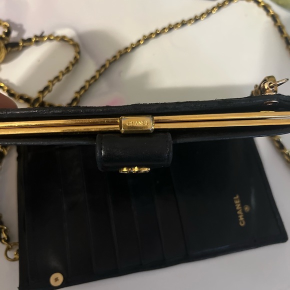 *****SOLD******Chanel vintage lambskin - Picture 5 of 13